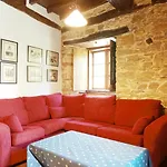 Corredoira بيت للعطل