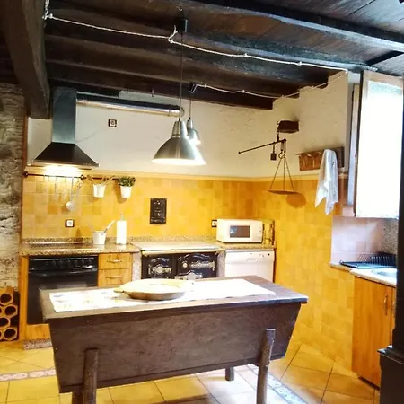 Holiday home Corredoira *